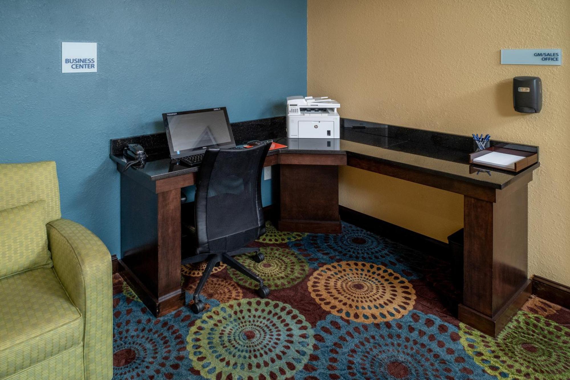 Holiday Inn Express & Suites Lebanon By Ihg Екстериор снимка