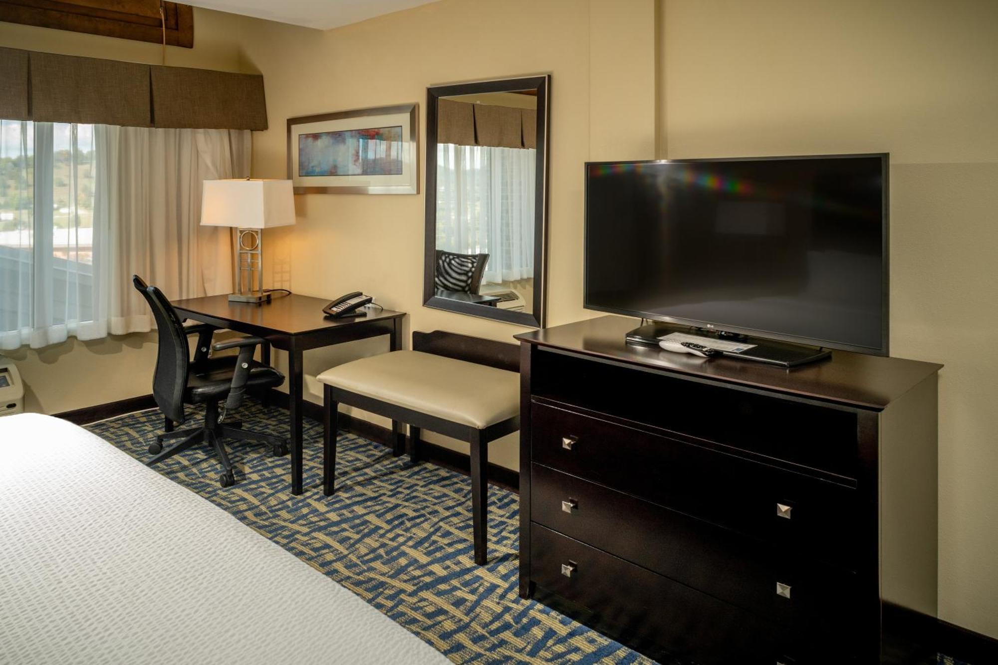 Holiday Inn Express & Suites Lebanon By Ihg Екстериор снимка