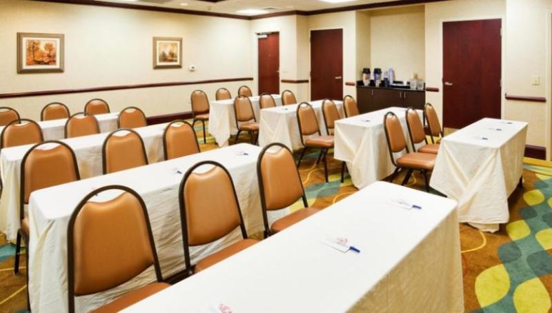 Holiday Inn Express & Suites Lebanon By Ihg Екстериор снимка